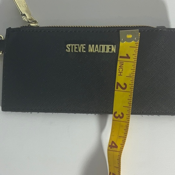 Steve Madden Black Zippered Four Card Wristlet w/Gold Hardware & Faux Gold Logo - Picture 16 of 16